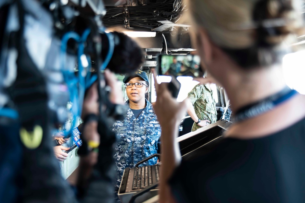 USS Green Bay Cairns Press Tour