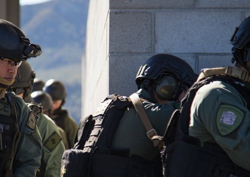 BOOM! Marines with SRT rehearse breaching techniques