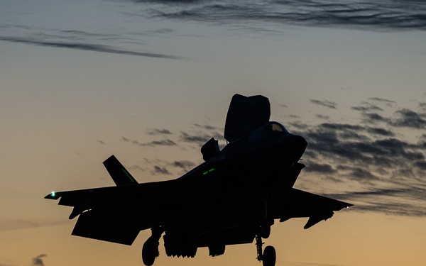 ITF First of Class Flight Trials (Fixed Wing) activities aboard HMS Queen Elizabeth, week of Nov. 4