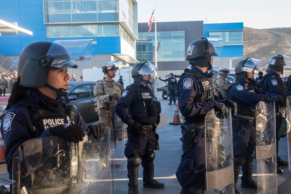***CBP region IX Approved 181129*** 93rd Military Police Battalion Conducts Civil Disturbance Training with CBP