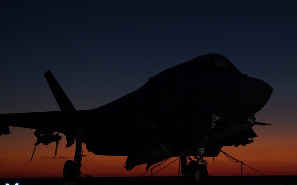 ITF First of Class Flight Trials (Fixed Wing) activities aboard HMS Queen Elizabeth, week of Nov. 4