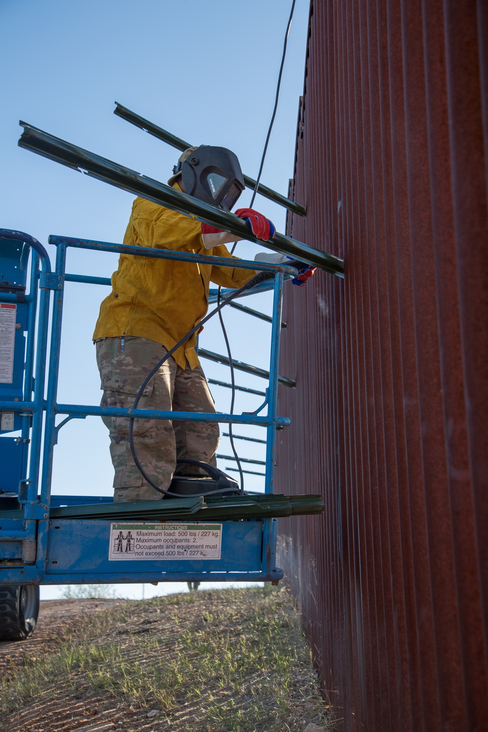 937th Route Clearance Company installs C-Wire in Arizona