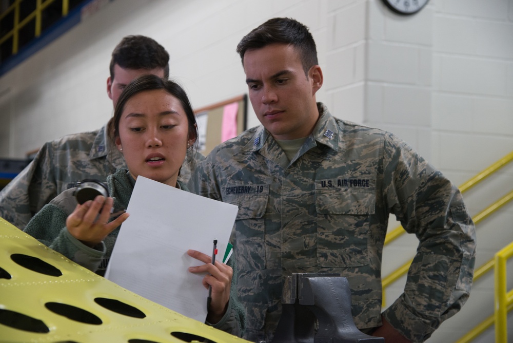 dvids-images-usafa-cadets-seek-expertise-from-reservists-image-1-of-2