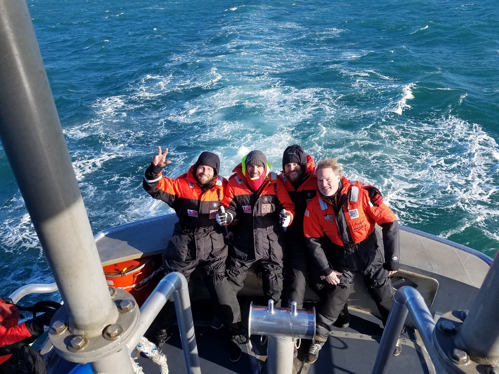 Coast Guard rescues 4 from demasted, disabled sailboat 100 miles off NC