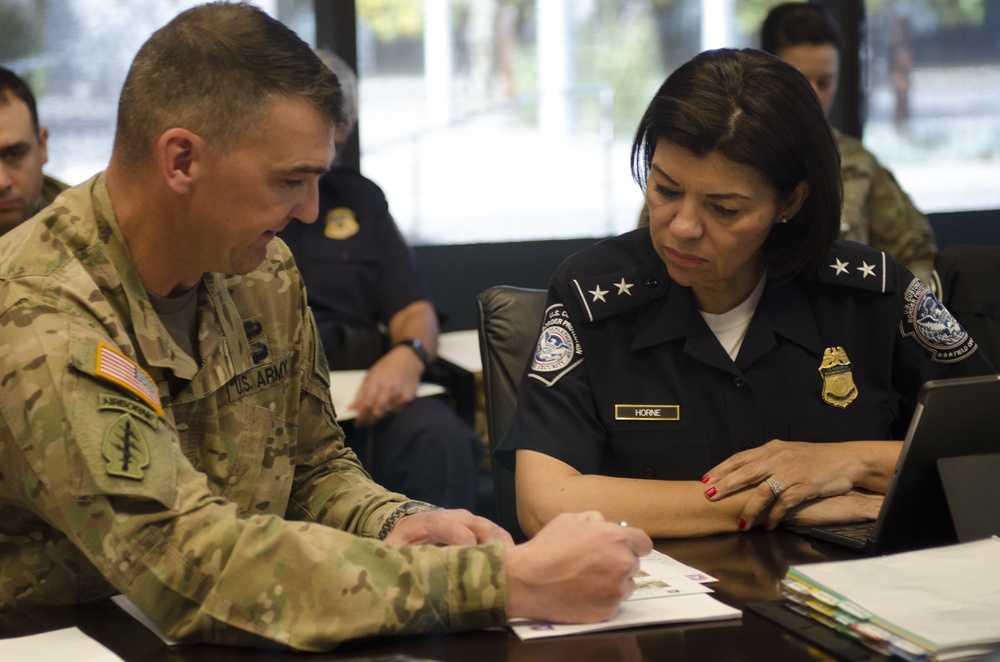 16th Military Police Commander meets with Acting Tucson Director of Field Operations