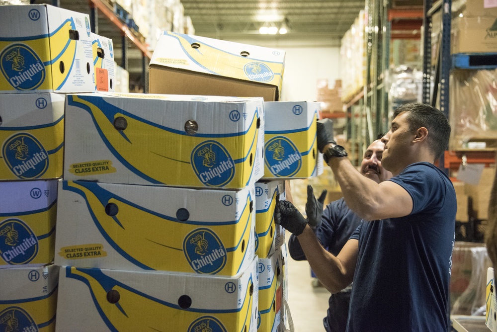 Jacksonville Coast Guard members volunteer at Feeding Northeast Florida