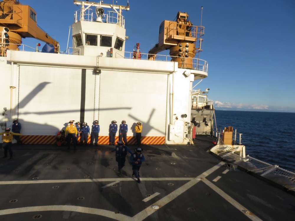 Air Station Sitka aircrew conducts helo ops with USCGC Healy crew