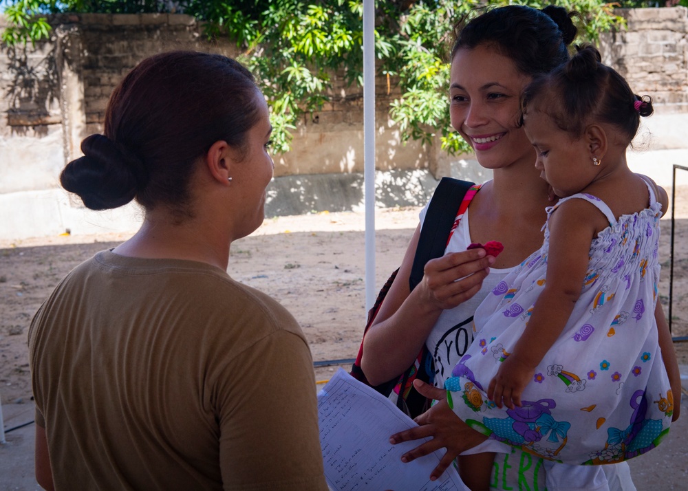 USNS Comfort Personnel Treat Patients at a Land-based Medical Site, in Colombia