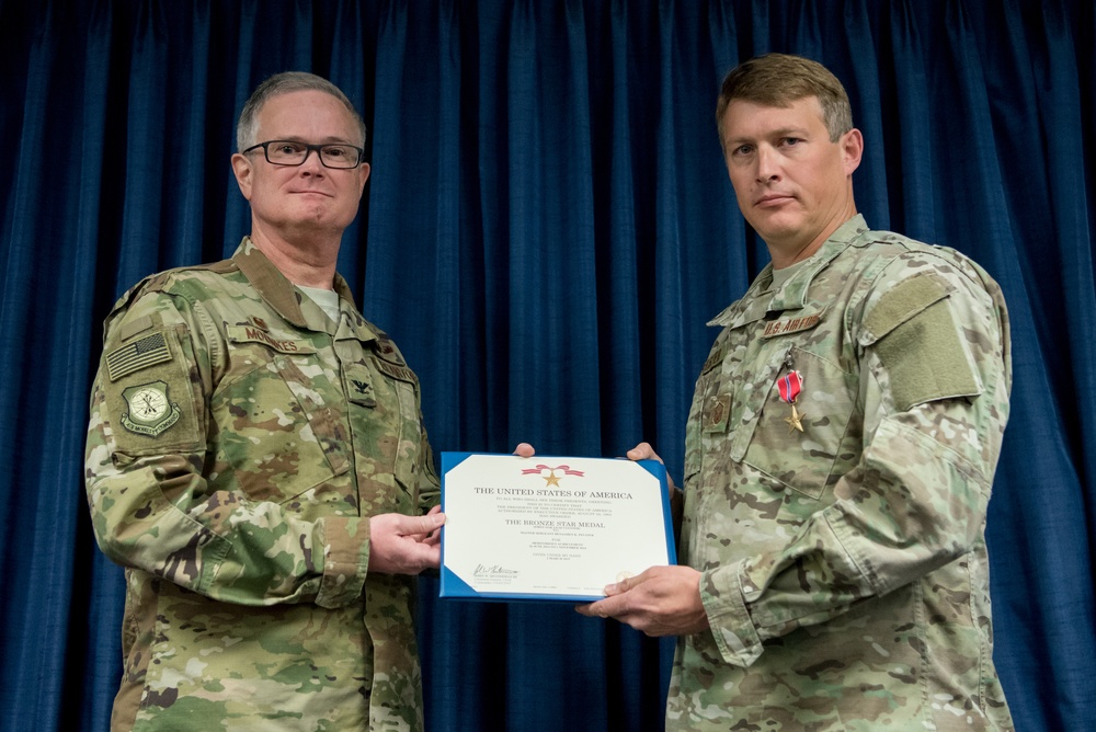 Bronze Star Medal awarded to five 123rd STS Airmen