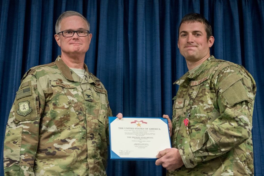 Bronze Star Medal awarded to five 123rd STS Airmen