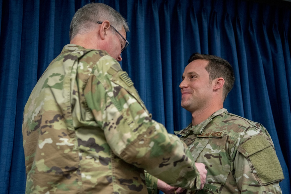 Bronze Star Medal awarded to five 123rd STS Airmen