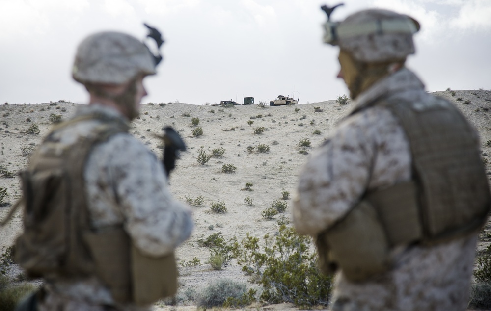 7th Marine Regiment Establishes Combat Operations Center