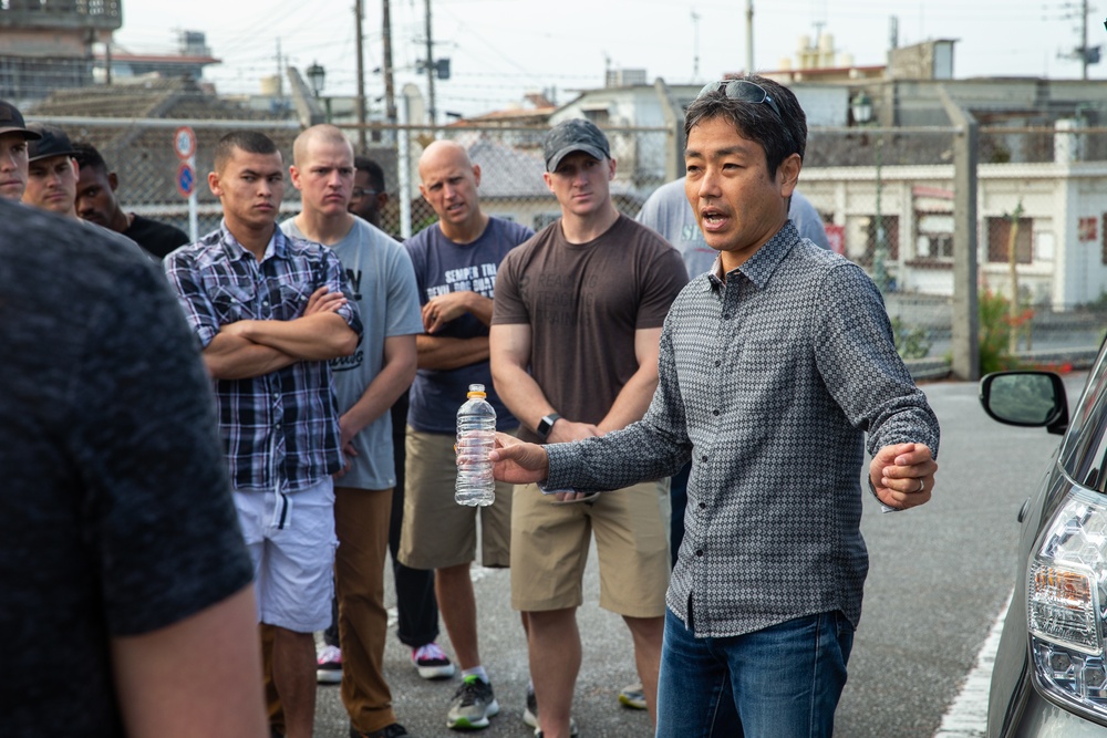 BLT Marines build relationship with Kin community during town cleanup in Okinawa
