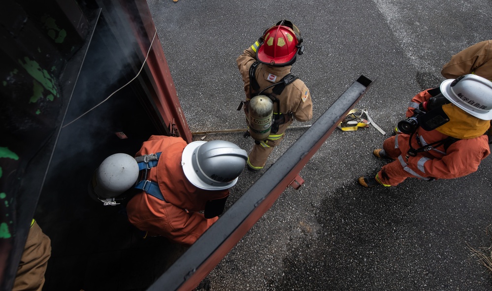 Kadena and Naha firefighters fired up for bilateral training