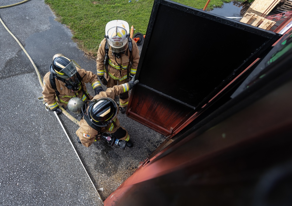 Kadena and Naha firefighters fired up for bilateral training