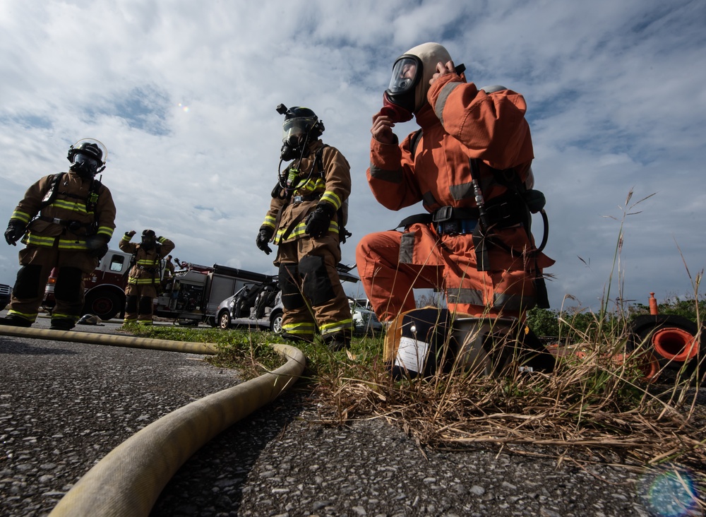 Kadena and Naha firefighters fired up for bilateral training