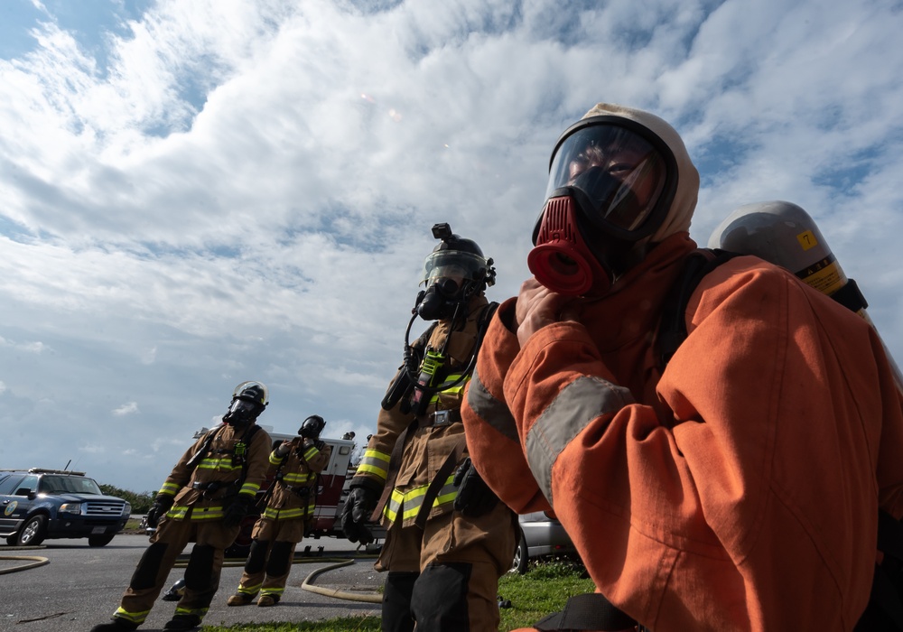 Kadena and Naha firefighters fired up for bilateral training