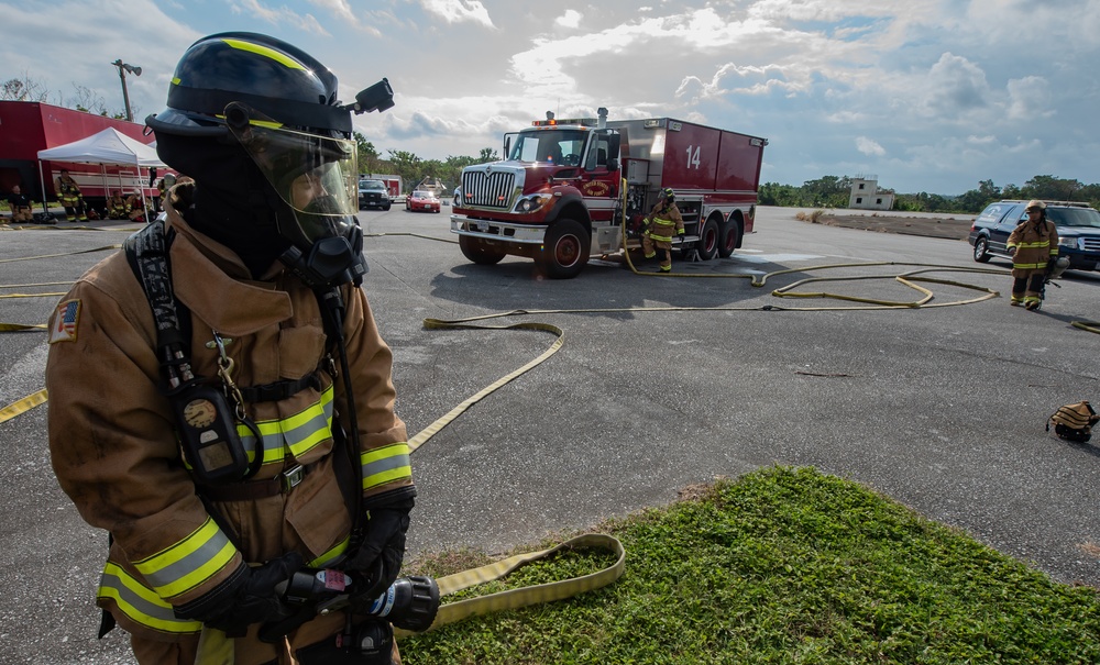 Kadena and Naha firefighters fired up for bilateral training