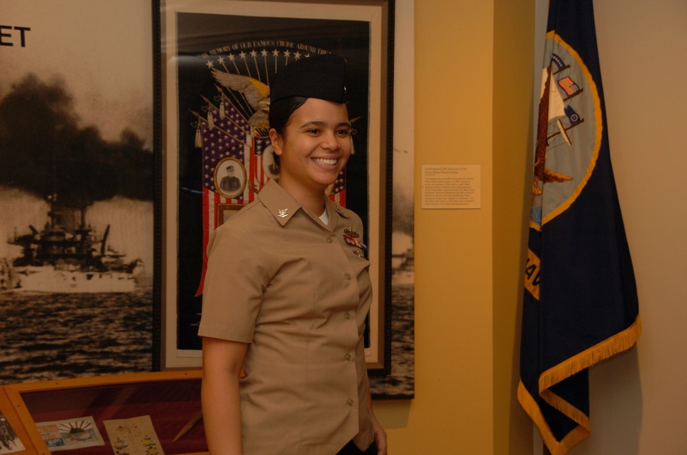 Naval Museum hosts a re-enlistment ceremony