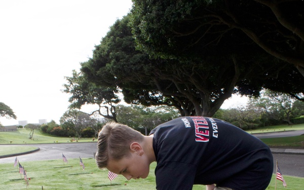 California teen honors veterans nationwide