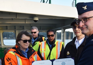 Washington State Ferry crew members presented awards for rescue efforts
