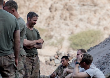 U.S. service members participate in French Desert Commando Course