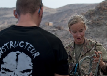 U.S. service members participate in French Desert Commando Course