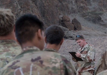 U.S. service members participate in French Desert Commando Course