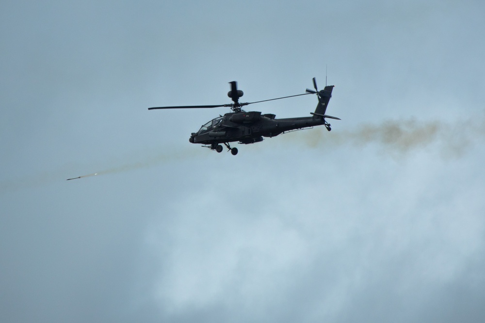 AH-64 Apache Aerial Gunnery Qualification