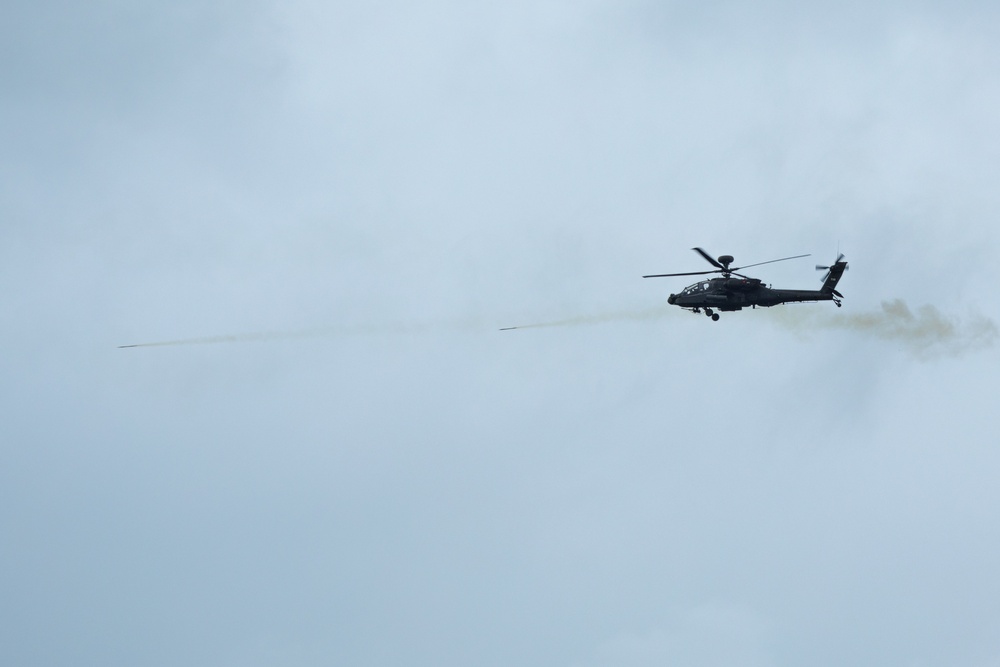 AH-64 Apache Aerial Gunnery Qualification