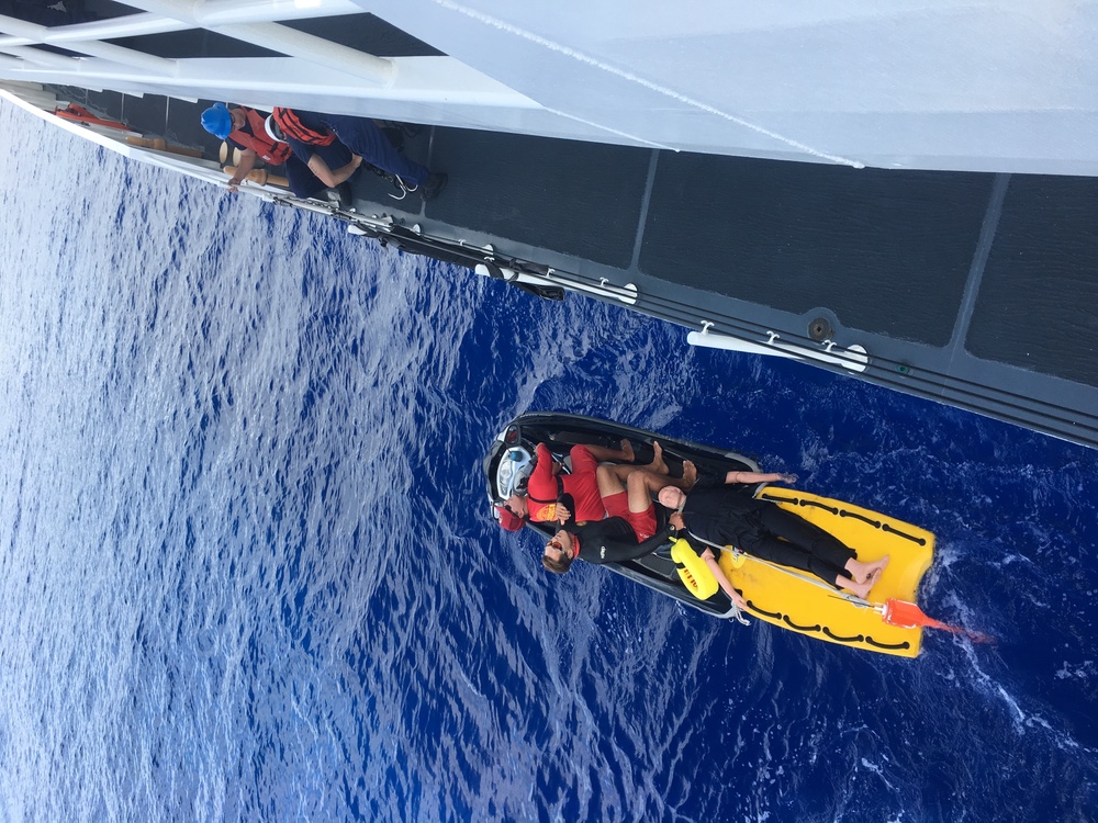 Responders conduct search and rescue exercise off Oahu