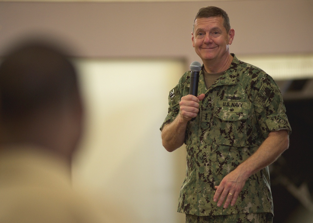 DVIDS - Images - Chief of Navy Reserve Vice Adm. Luke McCollum Visits ...