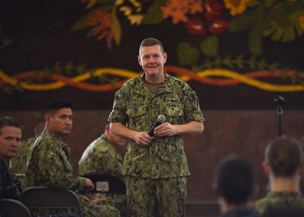 Chief of Navy Reserve Vice Adm. Luke McCollum Visits NOSC Pearl Harbor