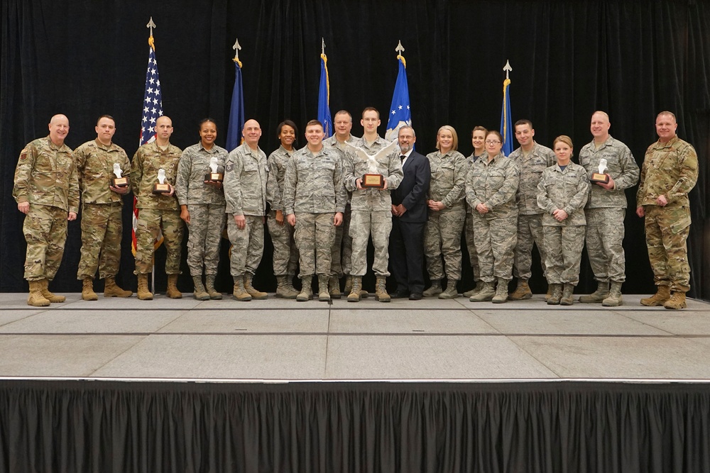 127th Wing Awards Top Airmen