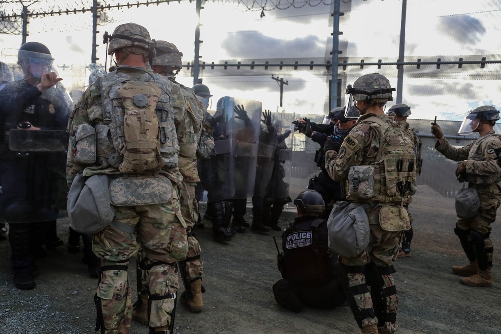 93rd Military Police Battalion conducts port of entry readiness training with U.S. Customs and Border Patrol