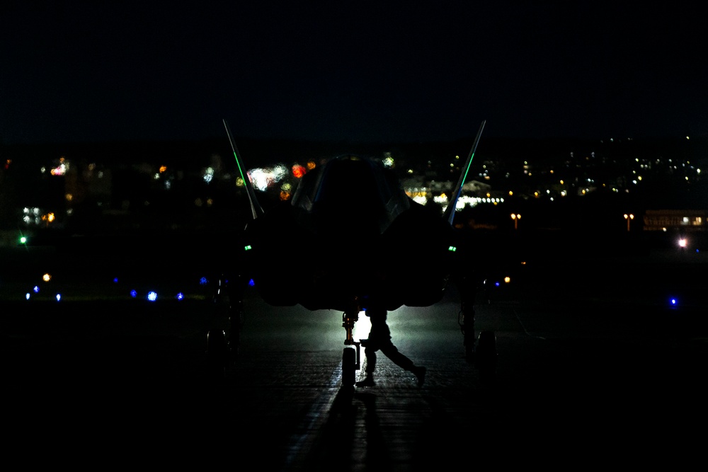 VMFA-121 aviators take to the Okinawa skies