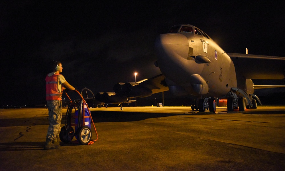 U.S., Australian air forces train, increase interoperability at RAAF Darwin