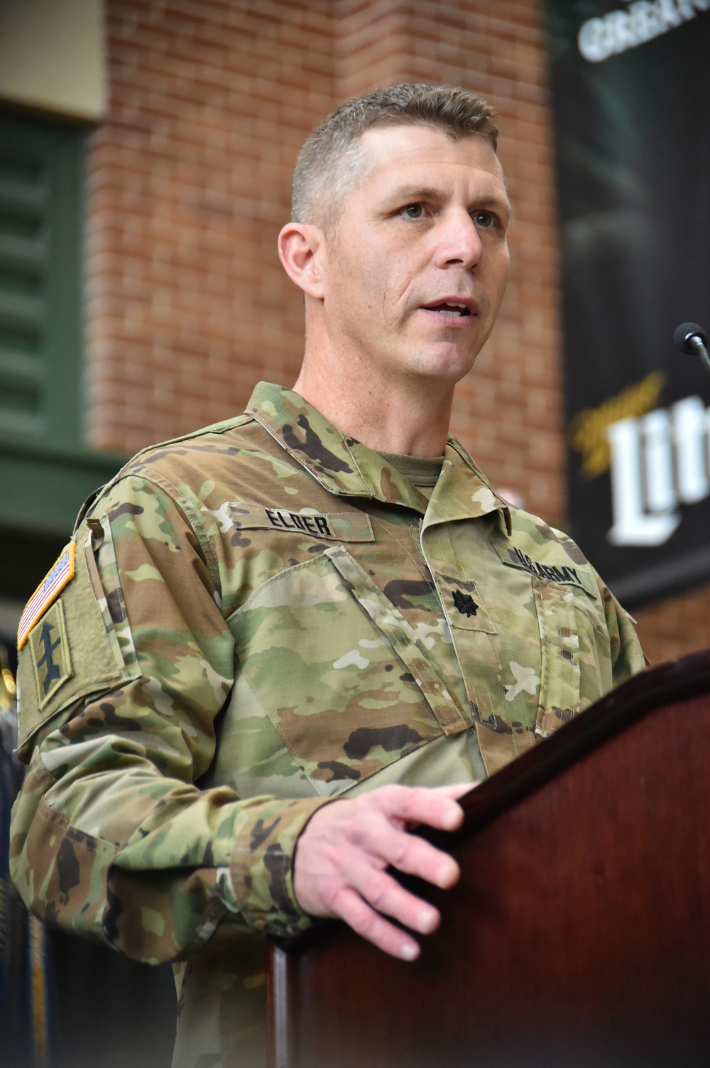 Lambeau Field sendoff for Afghanistan-bound Wisconsin Guard Soldiers