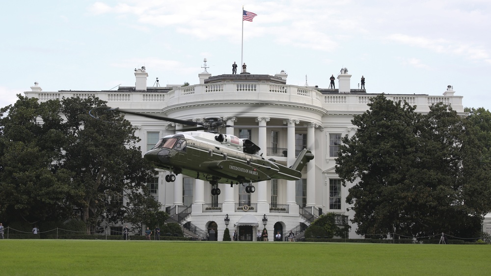 VH-92A Tests Flight Over White House