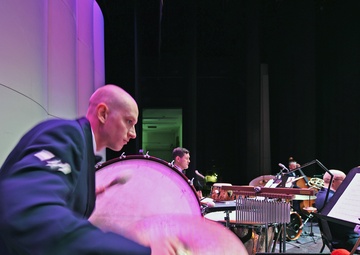 USAF Band of the Golden West Holiday Concert