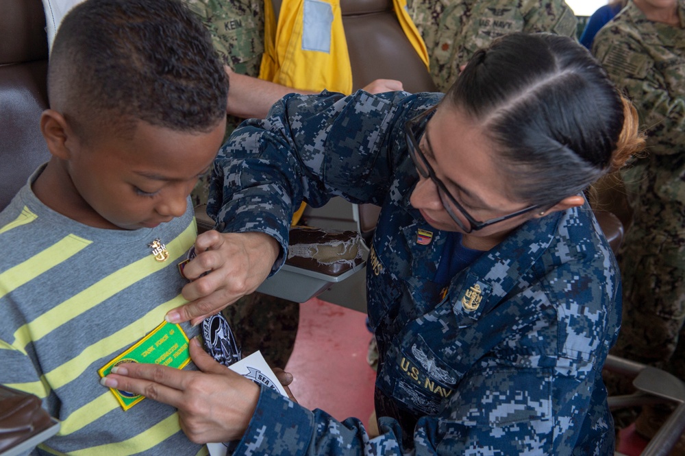 Navy Chief Returns Home to Colombia