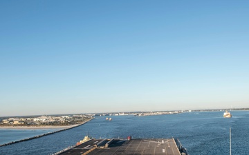 181204-N-AH771-0008