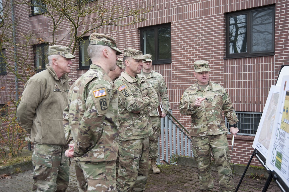 Maj. Gen. Andrew M. Rohling visite the 5-4th ADA Facilities in Shipton Barracks Ansbach