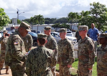 Troop Support Pacific commander awards soldiers for maritime exercise contributions