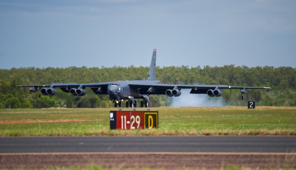 U.S., Australian air forces train during exercise Lightning Focus