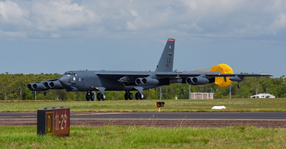 U.S., Australian air forces train during exercise Lightning Focus