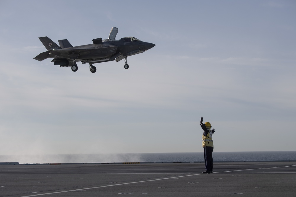 ITF First of Class Flight Trials (Fixed Wing) activities aboard HMS Queen Elizabeth, week of Oct. 30