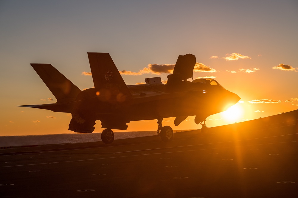 ITF First of Class Flight Trials (Fixed Wing) activities aboard HMS Queen Elizabeth, week of Oct. 30