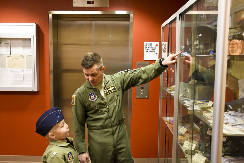 442d Fighter Wing teams with Sporting KC Victory Project to make a child a fighter pilot for a day