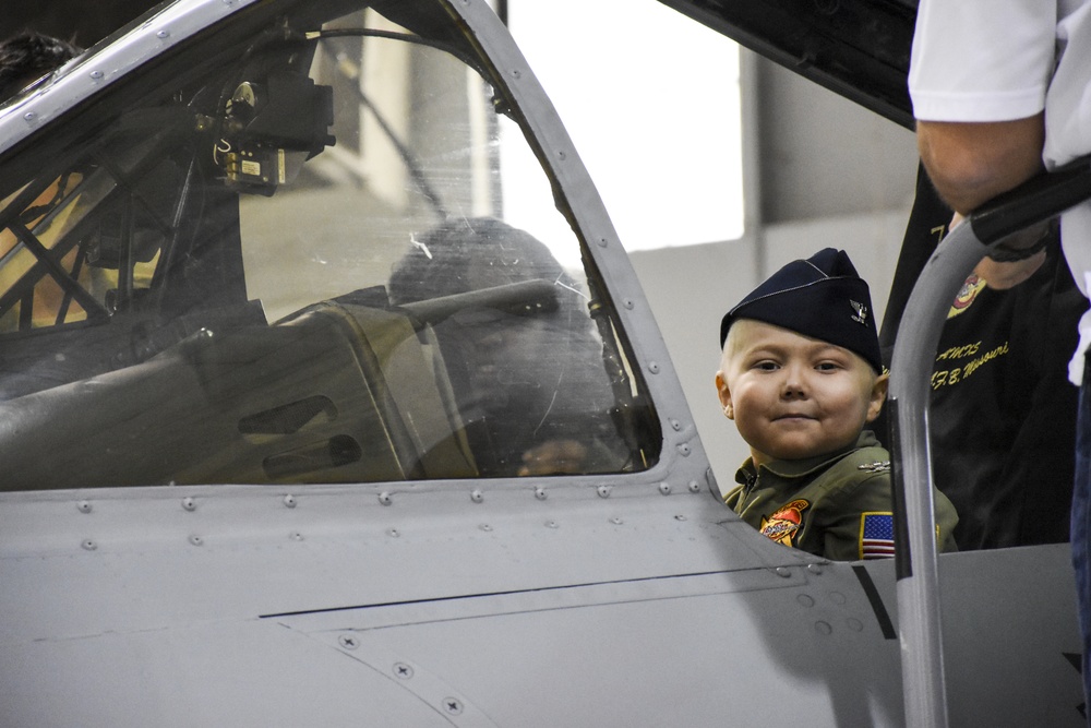 442d Fighter Wing teams with Sporting KC Victory Project to make a child a fighter pilot for a day